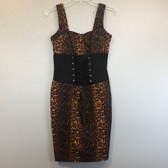 BCBGMaxAzria Dresses & Skirts - BCBGMaxAzria dress Women's size Medium M leopard sleeveless corset girdle sexy